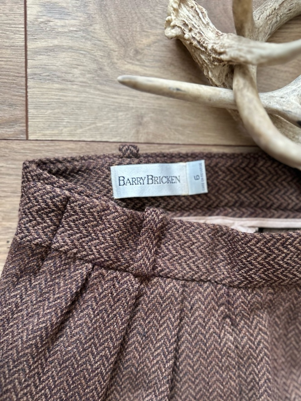 Vintage Barry Bricken Herringbone Wool Pants Pleated Brown | Size 6 - Picture 9 of 12